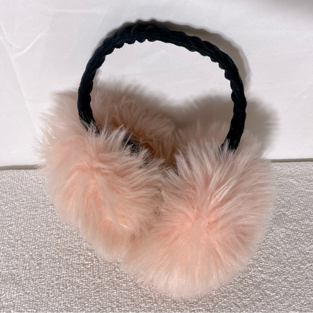 Women’s Light Pink Fluffy Faux Fur Ear Muffs With black Velvet Headband - Picture 10 of 10